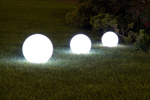 Lampa LED Ball, Bizzotto, 16 culori, baza de incarcare + telecomanda, Ø50 cm Bizzotto imagine noua 2022