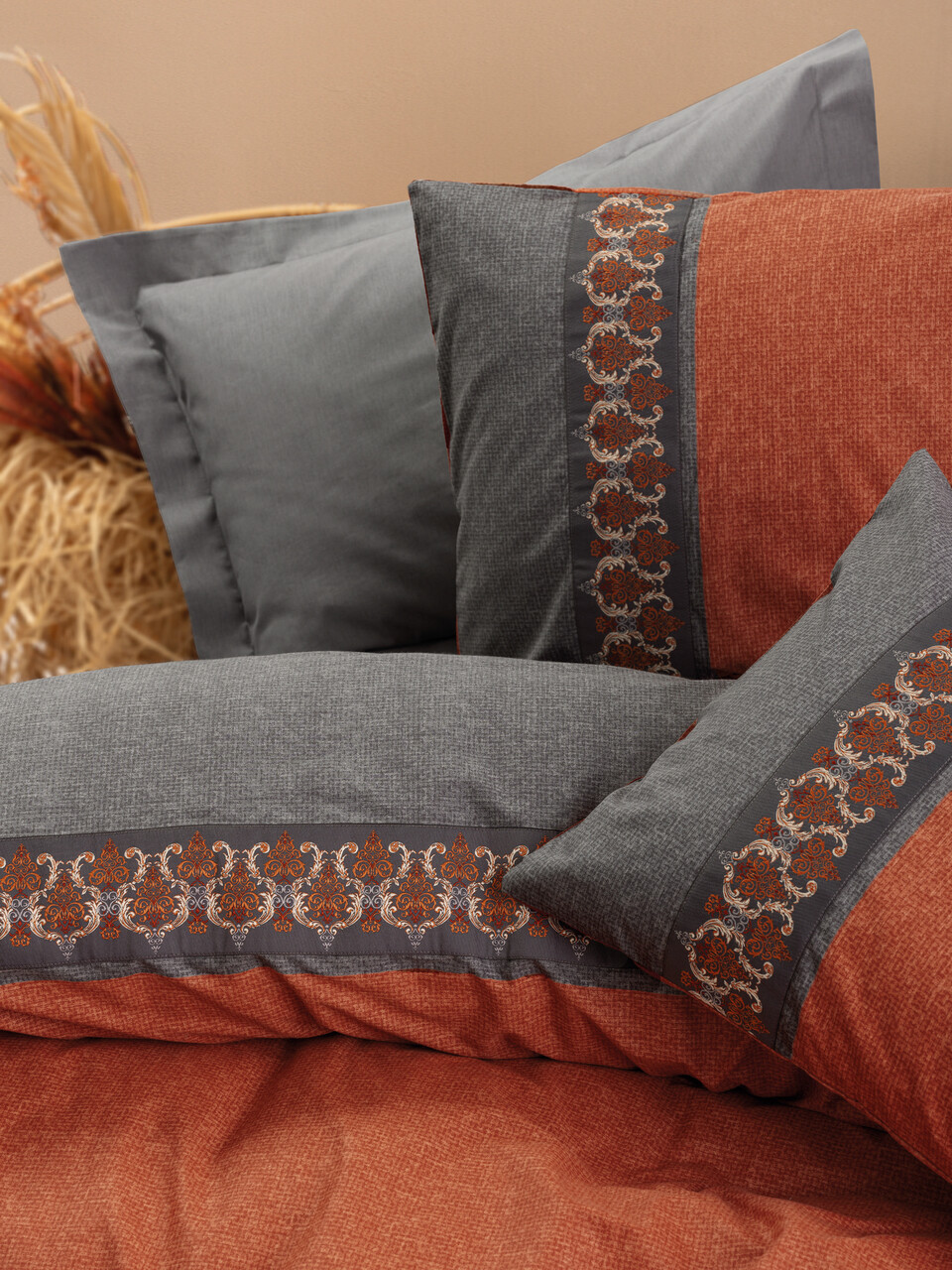 Lenjerie de pat dubla, Tamaya - Tile Red, Cotton Box, Bumbac Ranforce - 1 | YEO
