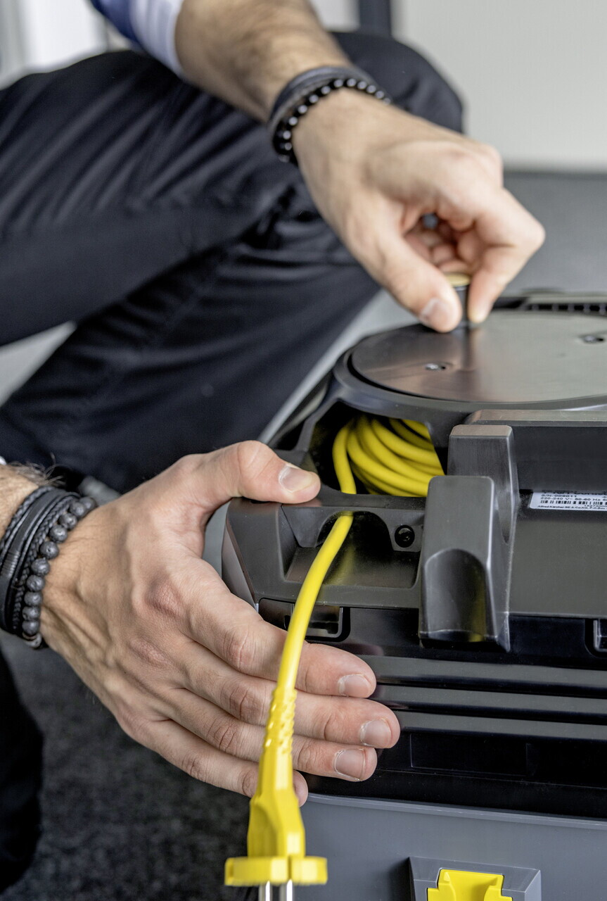 Aspirator profesional uscat T 10/1, Karcher, gri — imaginea 2