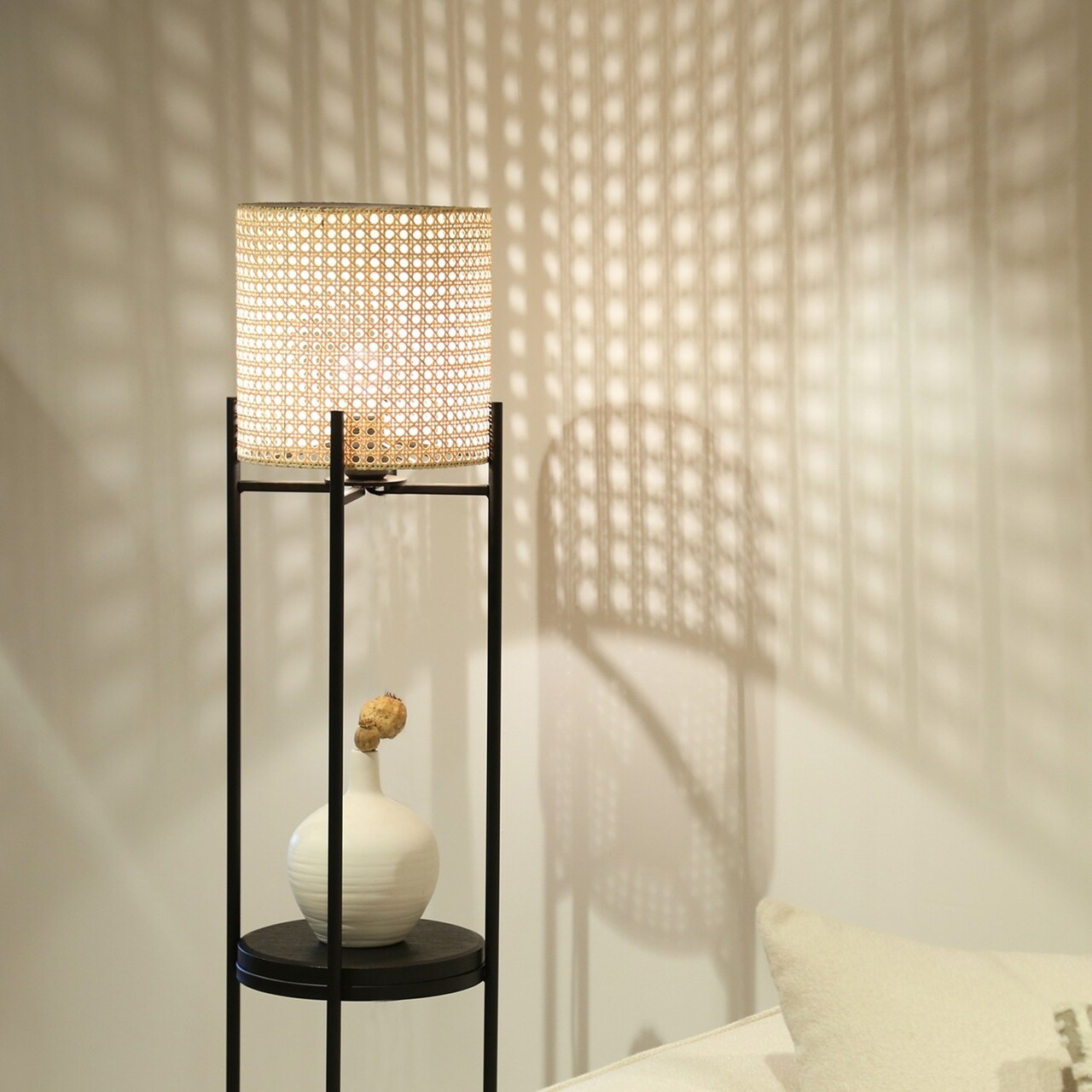 Lampadar, L'essentiel Maison, 780SGN3553, Crem/Negru - view 3