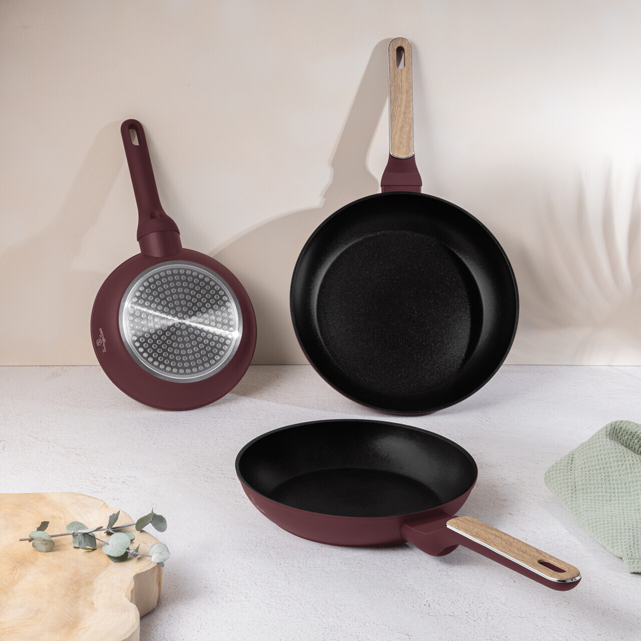 Set 3 tigai Berlinger Haus, Leonardo Nordic, 20/24/28 cm, aluminiu forjat, visiniu mat - imagine 3