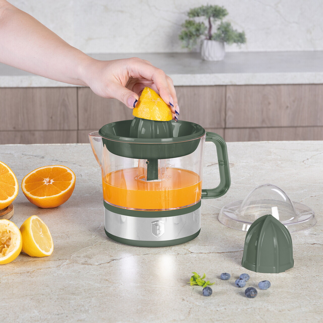 Storcator electric de citrice Berlinger Haus, Matte Green, 40W, 700 ml, plastic/inox, verde mat/transparent - imagine 2