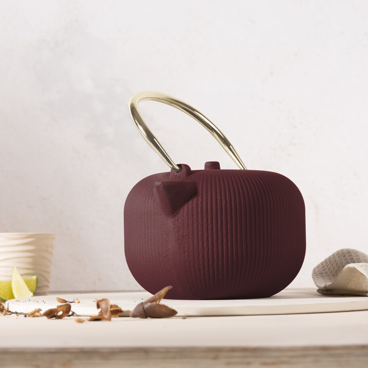 Ceainic Berlinger Haus Leonardo 1 L fonta visiniu mat/auriu