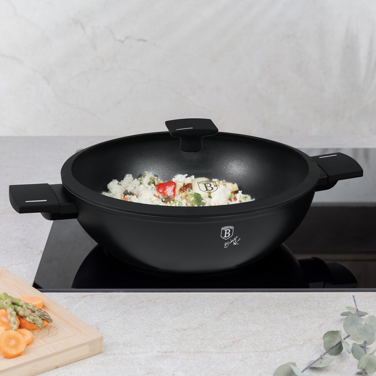 Tigaie Wok cu capac Berlinger Haus, Matte Black, 30 cm, aluminiu forjat, negru - imagine 4