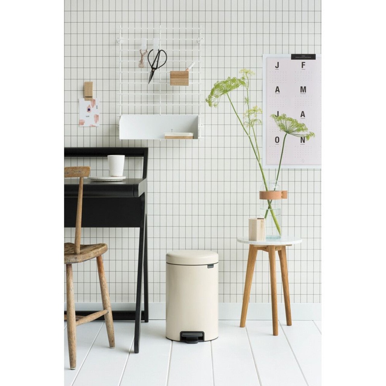 Cos De Gunoi Cu Pedala, Brabantia, Icon Almond, 12 L, Inox, Crem