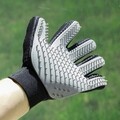 Manusa pentru ingrijirea animalelor de companie InnovaGoods Brush & Massage, silicon