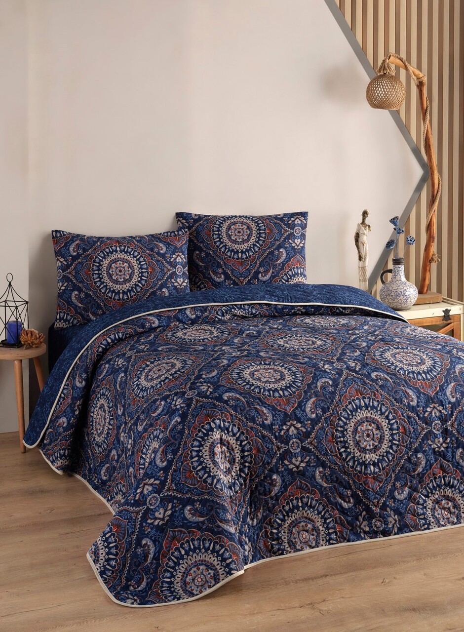Cuvertura matlasata dubla, Varak - Dark Blue, EnLora Home, 65% bumbac/35% poliester
