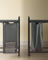 Cos de rufe cu 4 compartimente si raft depozitare, Vasagle, 116x33x72 cm, 4x40L, MDF/otel, negru/gri