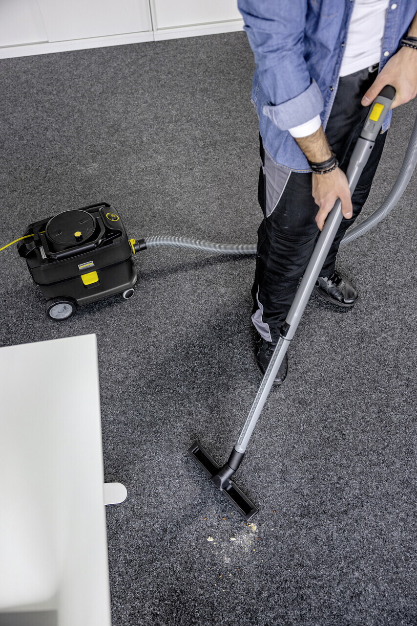 Aspirator profesional uscat T 10/1 Adv HEPA Go!Further, Karcher, negru — imaginea 3