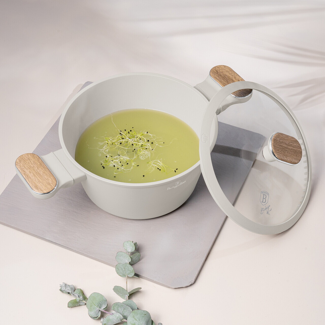 Oala cu capac Berlinger Haus, Sahara Nordic, 20 cm, 2.6 L, aluminiu forjat, crem mat/natur - imagine 2