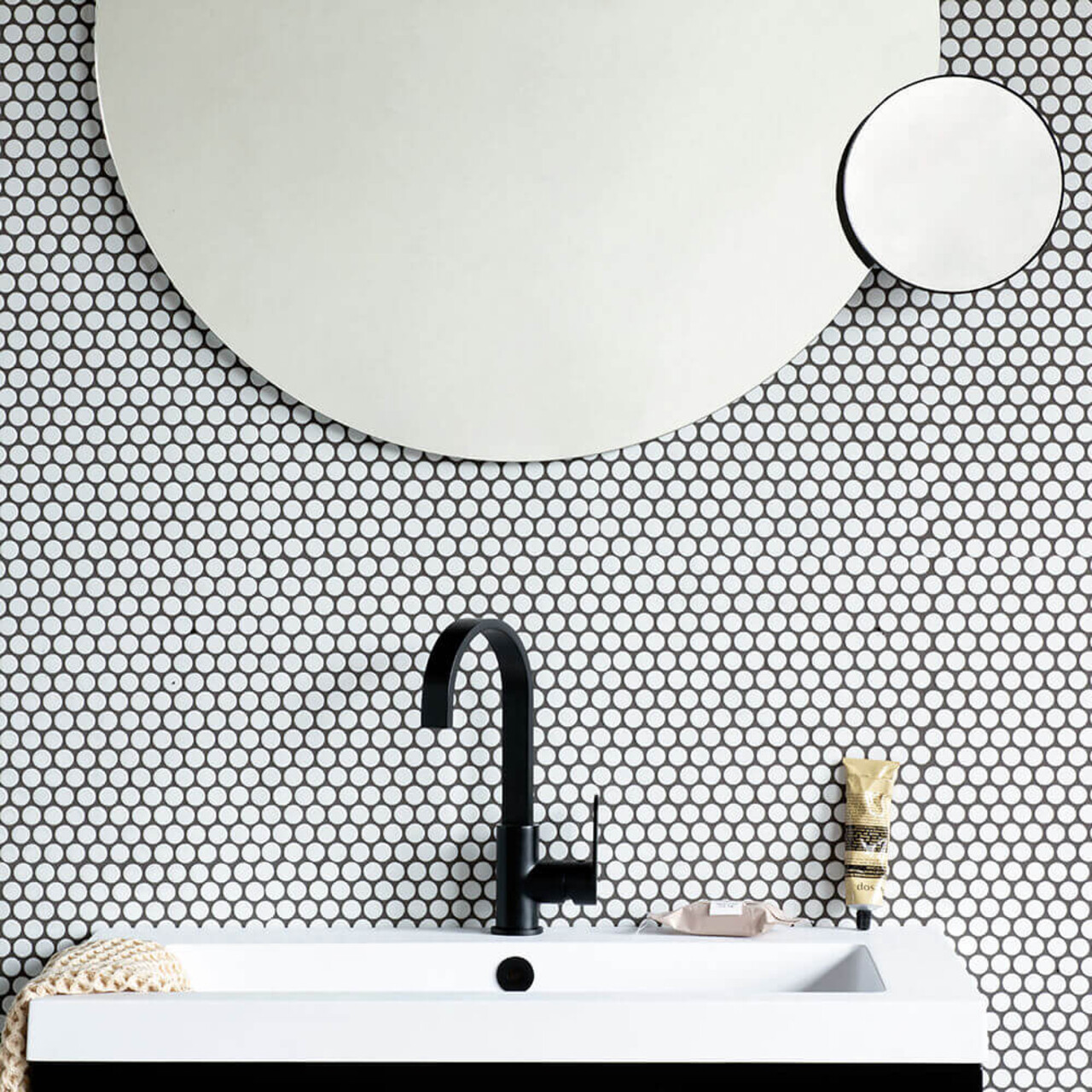 Oglinda cosmetica, Brabantia, MindSet, 20.4x7.8x20.4 cm, factor marire x 5, polipropilena/sticla, gri