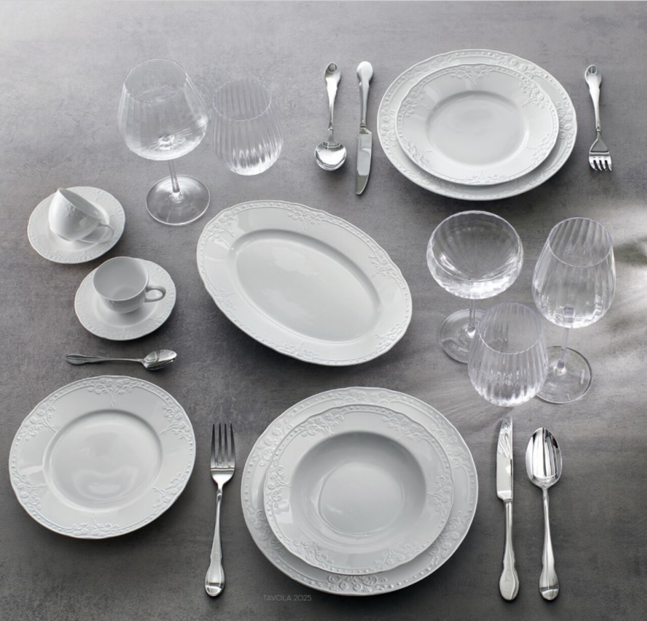 Serviciu de masa 18 piese, Ricordi, Brandani, portelan New Bone China