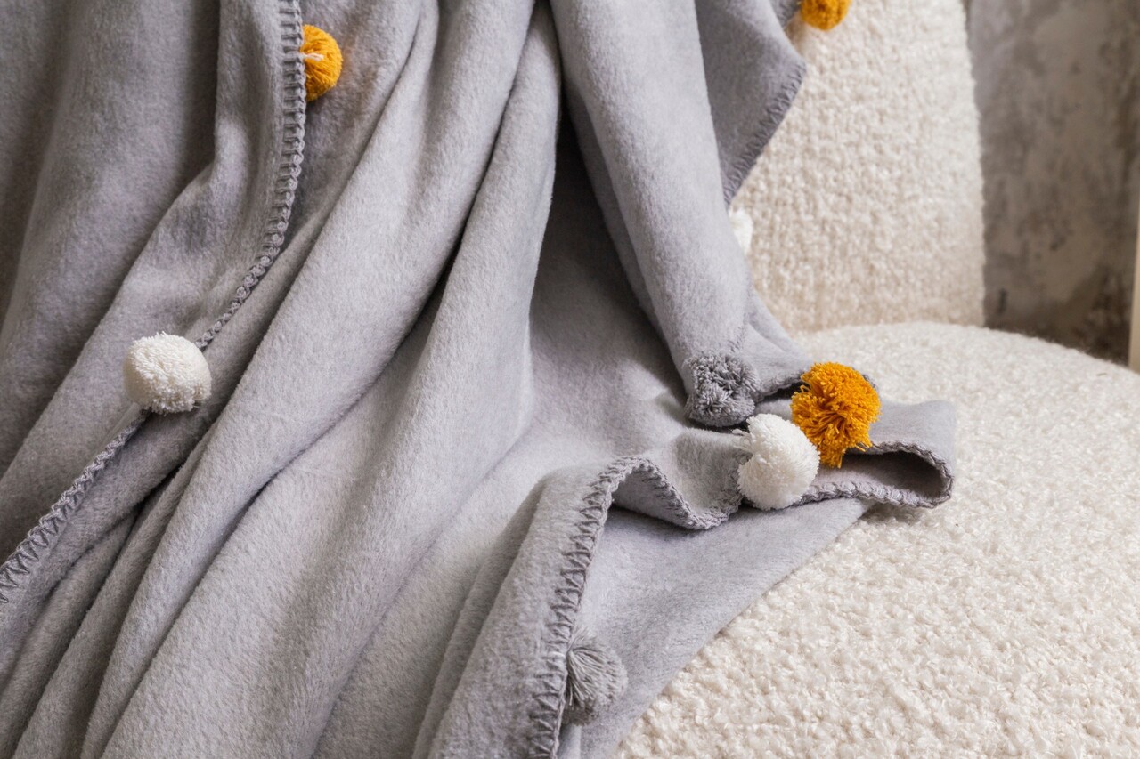 Patura Double, Pom Pom - Grey, Dolce Bonita Home, 60% bumbac/30% acril/10% poliester