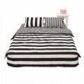 Lenjerie de pat dubla Black&White, Heinner Home, 4 piese,  220 x 240 cm, 100% bumbac, alb si negru