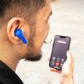 Casti fara fir cu carcasa de incarcare Grey InnovaGoods, Bluetooth 5.0, control tactic, USB-C, albastru