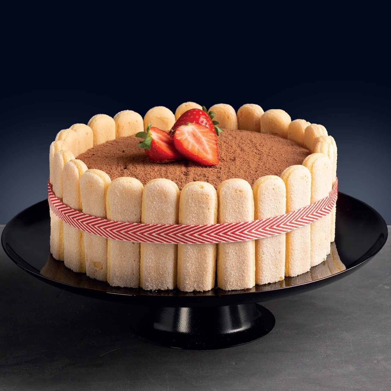 Platou cu picior pentru tort Lily, Ambition, 32 cm, sticla, negru - view 2