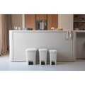Cos de gunoi cu pedala, Brabantia, StepUp, 25 L, 35.2x28x40.9 cm, polipropilena, gri deschis