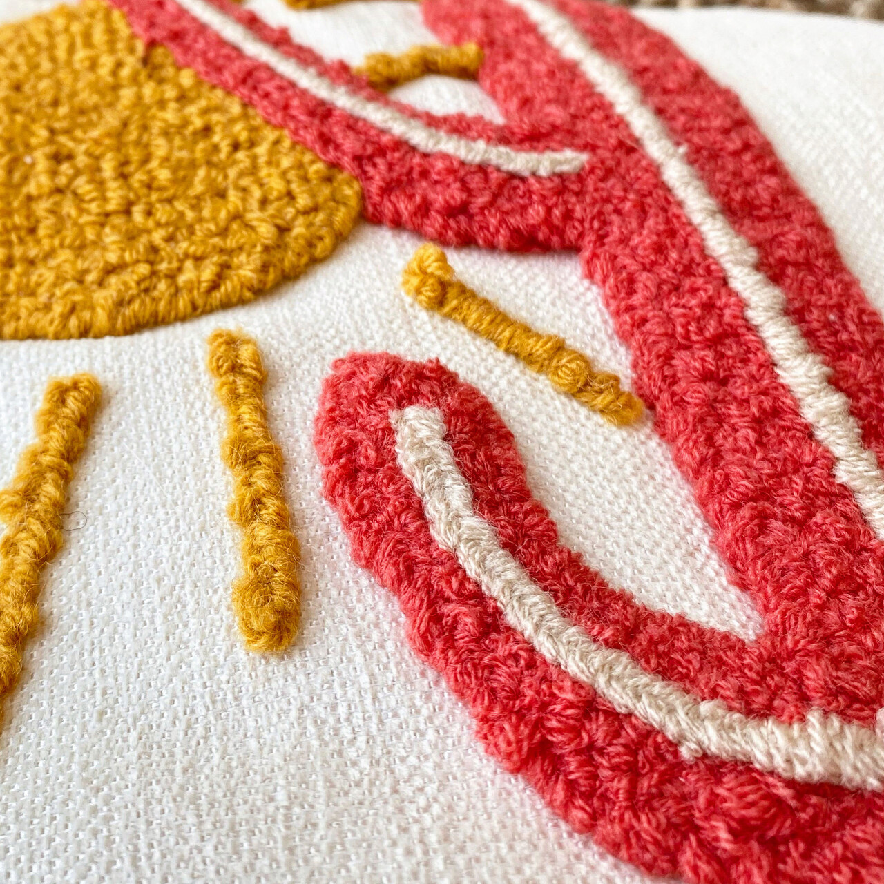 Husa de perna, Sahra, 43x43 cm, Material: 20% in, 80% poliester, Alb / Roșu / Verde / Muștar - 1 | YEO