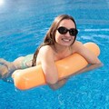 Hamac de apa plutitor individual pentru piscina de inot Pulok, InnovaGoods, 134 x 81 cm, portocaliu