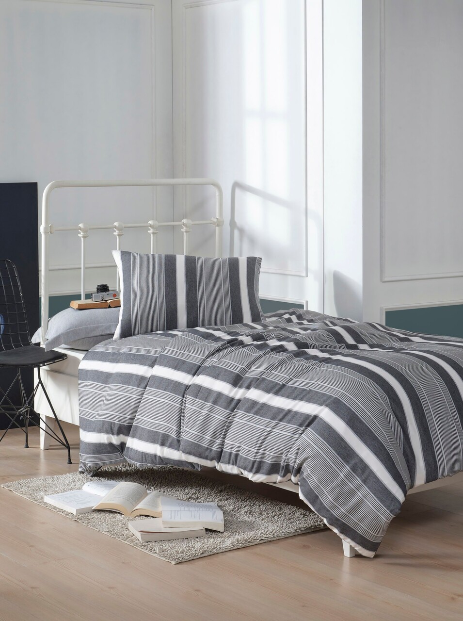 Lenjerie de pat pentru o persoana 2 piese, Dakar - Black, EnLora Home, 70% bumbac/30% poliester