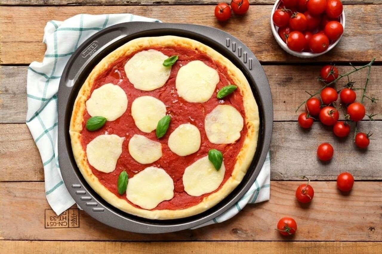 Tava pizza, otel carbon, 32cm, "Asimetria" - Pyrex - imagine 2