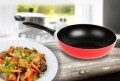 Tigaie wok Miran, Vanora Home, 28 x 8 cm, aluminiu, rosu si negru