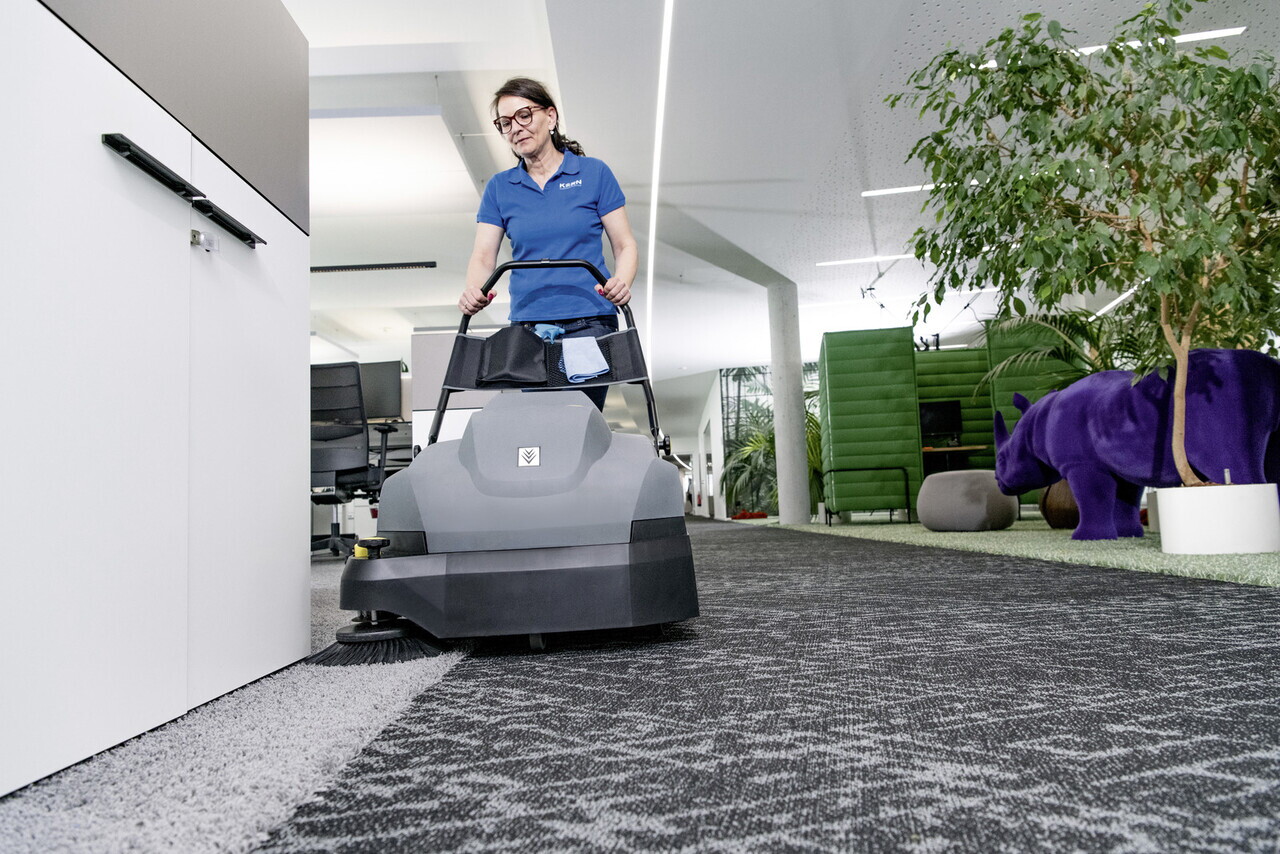 Aspirator pentru mochete CVS 65/1 Bp, Karcher, gri — imaginea 2
