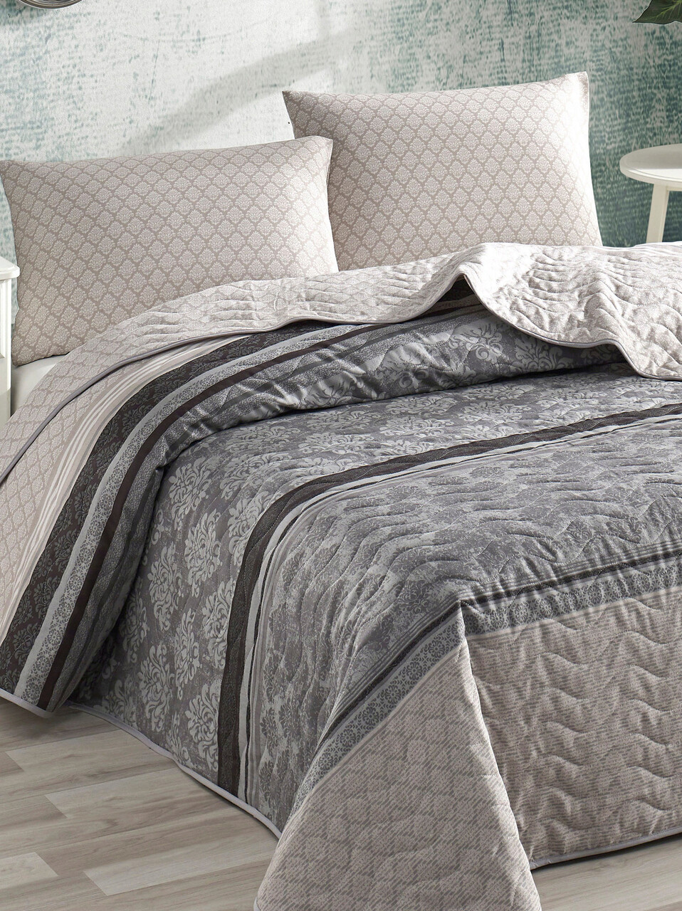 Set cuvertura de pat dubla 3 piese, Creative - Grey, Eponj Home, 65% bumbac/35% poliester