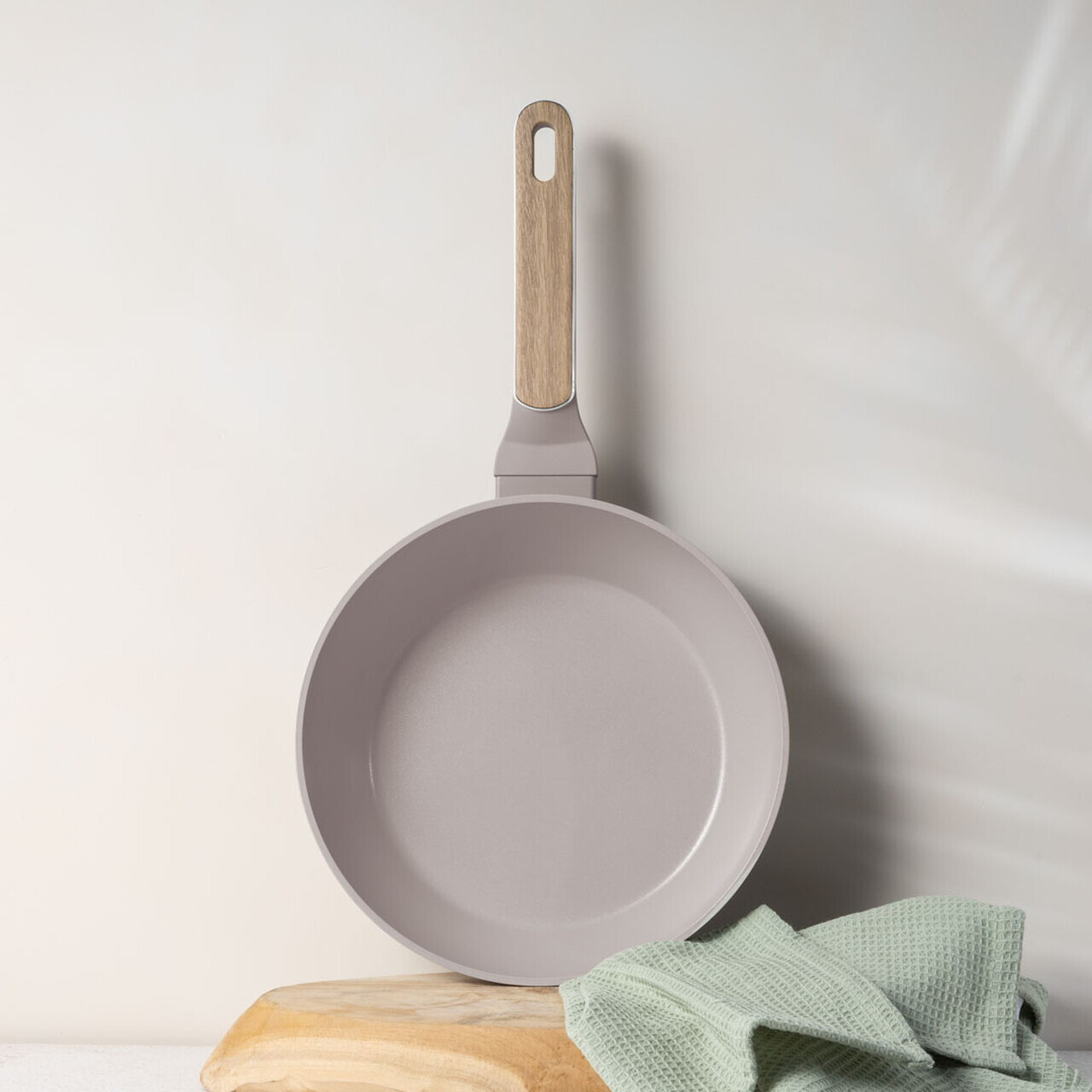 Tigaie adanca cu capac Berlinger Haus, Taupe Nordic, 24 cm, 2.3 L, aluminiu forjat, taupe mat/natur - imagine 7