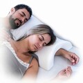 Perna cervicala vascoelastica pentru cupluri Cozzy, InnovaGoods, 36 x 12.5 x 30.5 cm, ergonomica, alb/gri