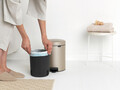 Cos de gunoi cu pedala, Brabantia, NewIcon Metallic Gold, 5 L, 27.2x20.5x29.1 cm, otel, auriu