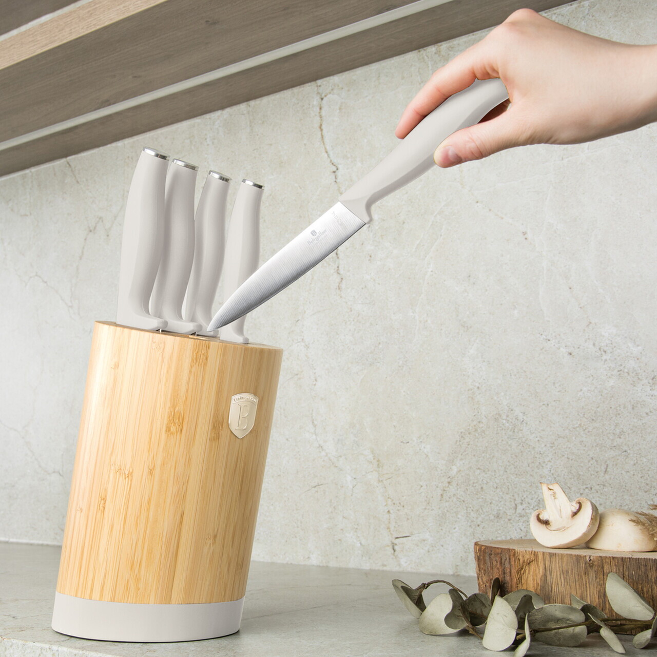 Set 5 cutite cu suport rotund Berlinger Haus, Sahara, inox/bambus, crem mat/natur - imagine 4