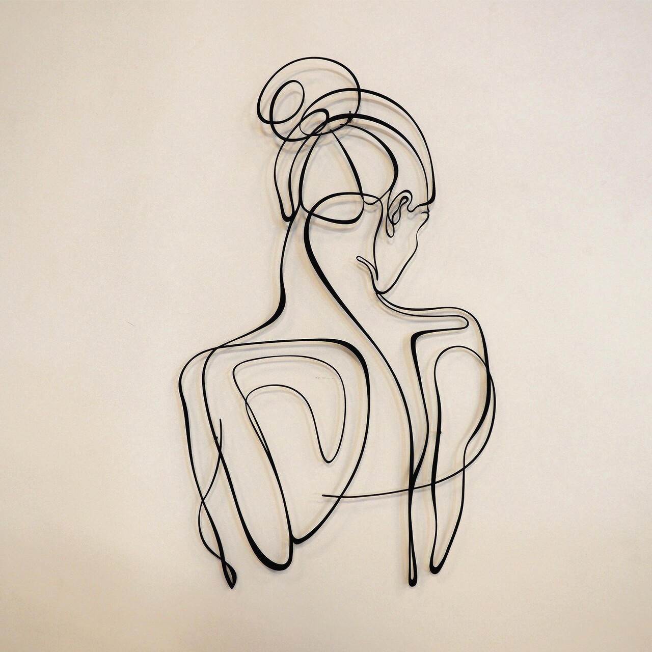 Decoratiune de perete, Woman Silhouette, Otel, 34 x 61 cm, Negru - 1 | YEO