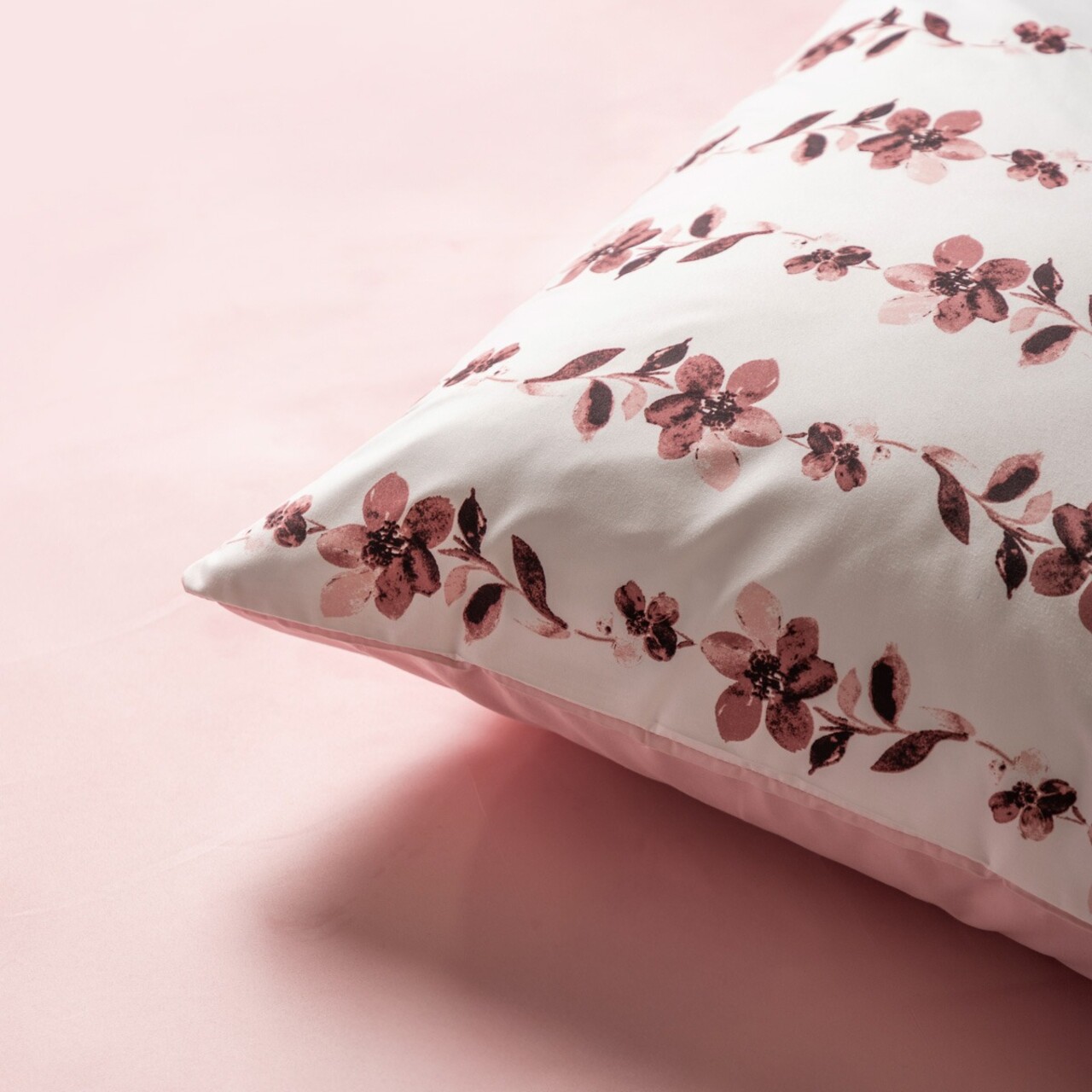 Lenjerie de pat dubla Amore, Homla, 3 piese, 160x200 cm, microfibra din poliester, multicolor