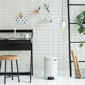 Cos de gunoi cu pedala, Brabantia, NewIcon Metal Bucket, 12 L, 33.8x25.1x41.1 cm, otel, alb