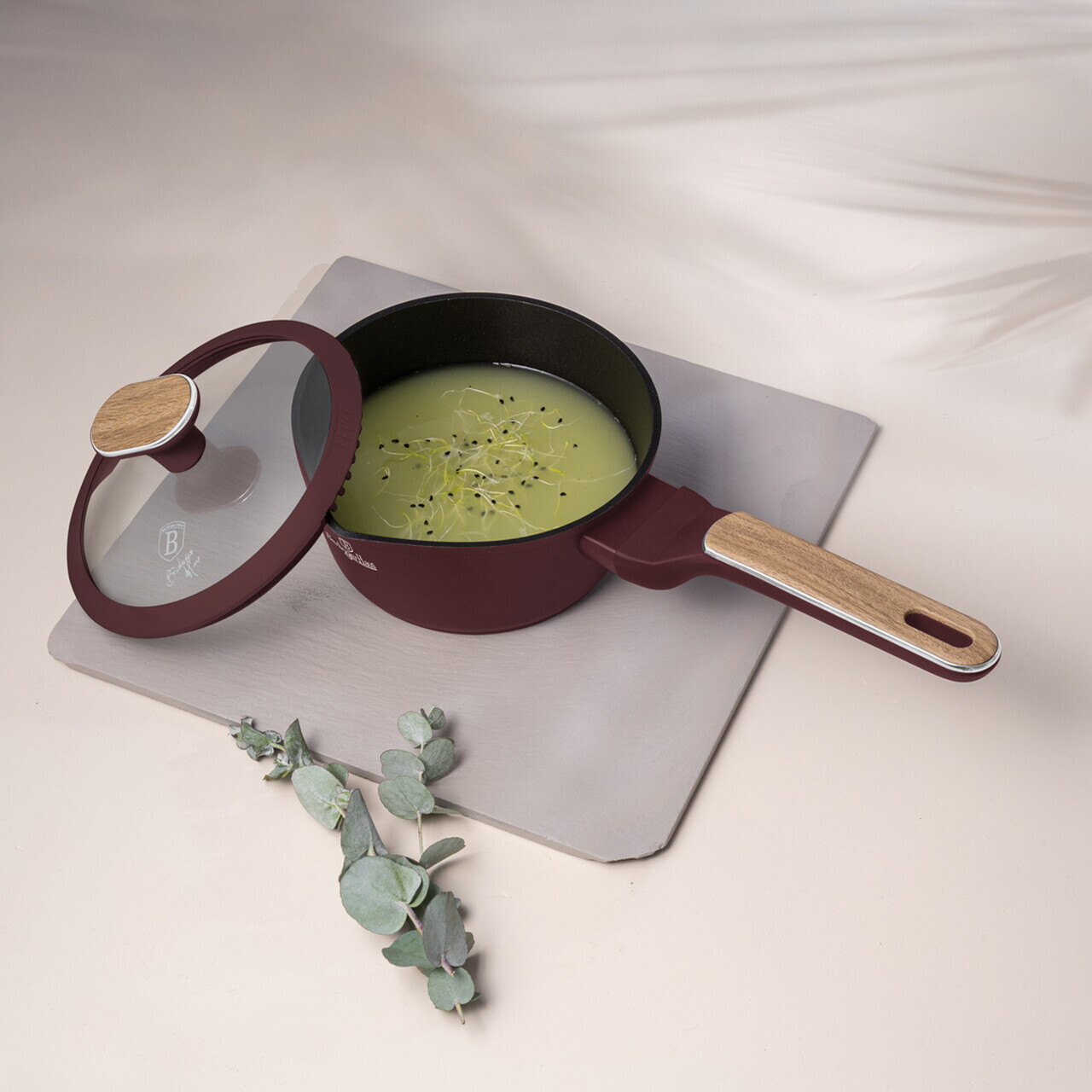 Cratita cu capac Berlinger Haus, Leonardo Nordic, 16 cm, 1.2 L, aluminiu forjat, visiniu mat - imagine 5