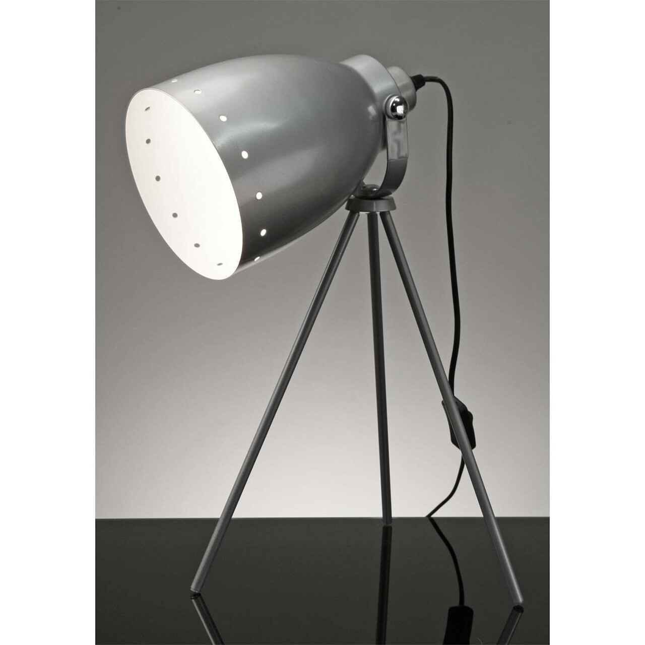 Lampa de masa Spot, Versa, 27 x 27 x 49 cm, metal, argintiu