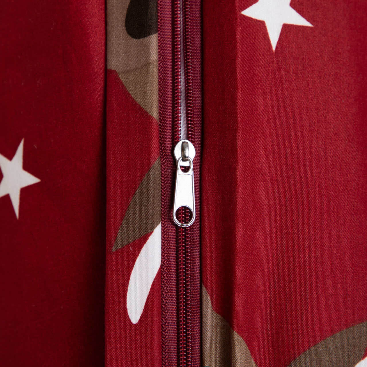 Lenjerie de pat dubla Reindeer, Homla, 3 piese, 160x200 cm, microfibra din poliester, rosu