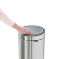 Cos de gunoi cu soft touch, Brabantia, Touch New, 30 L, 32x29.5x72 cm, otel, alb