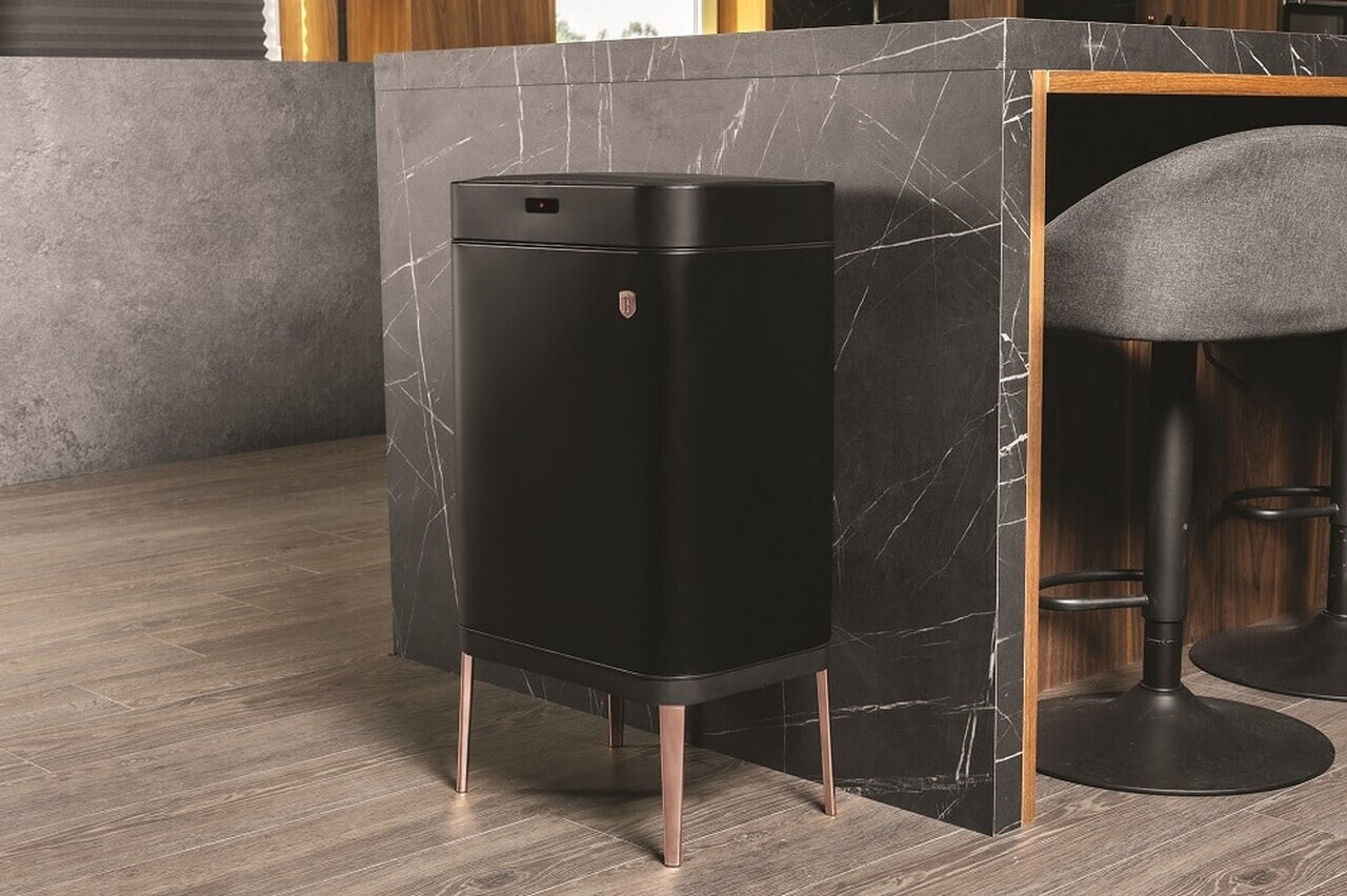 Cos de gunoi cu senzor Berlinger Haus, Black Rose, 42x30x76 cm, 60 L, fier, negru