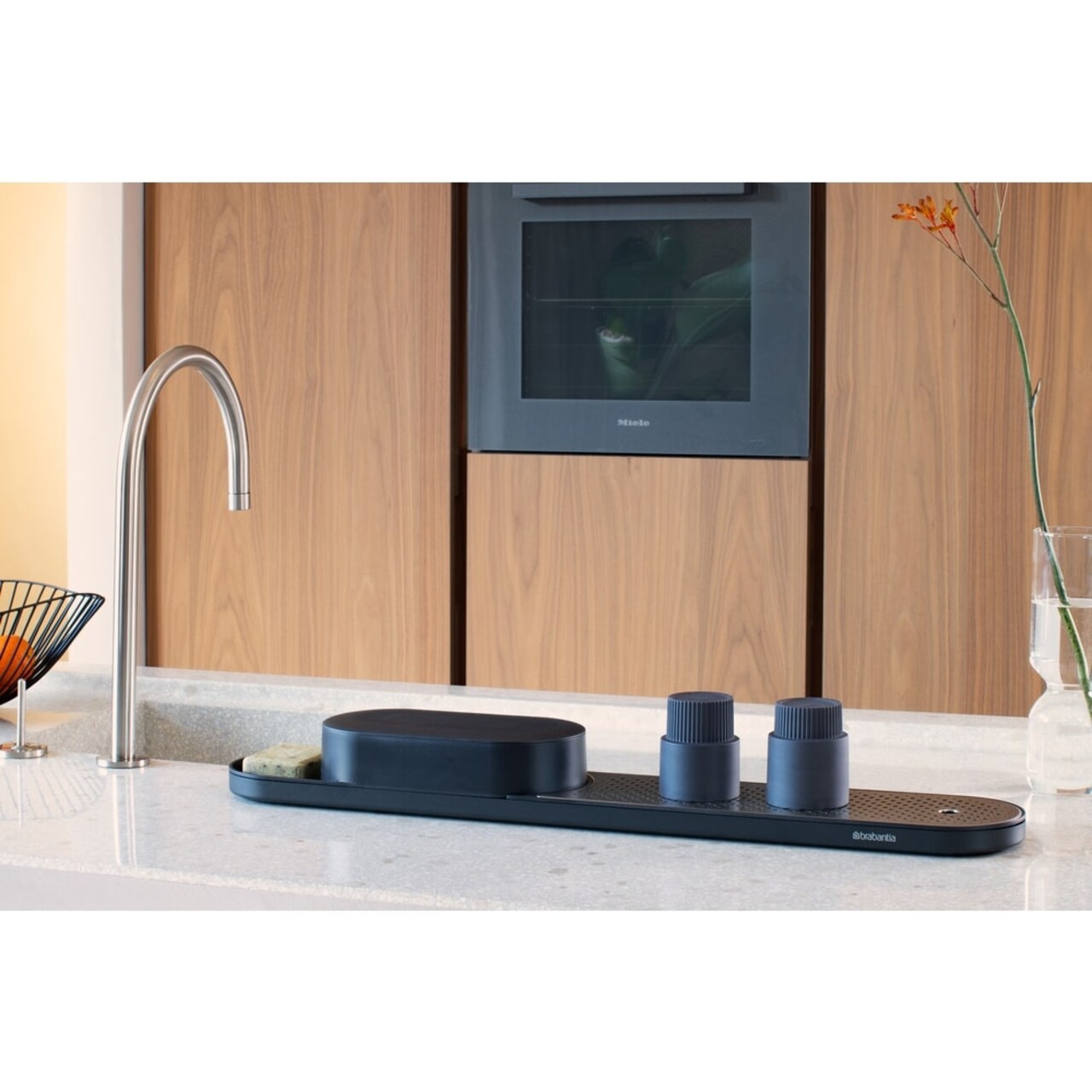 Set organizator chiuveta cu suport de uscare vase, Brabantia, SinkStyle Mineral, 75x13x15 cm, plastic/inox, gri inchis