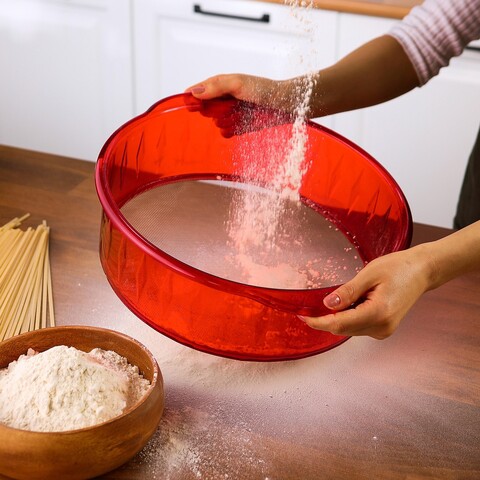 Cana cu sita pentru cernut, L'essentiel Maison, 328MKP1151, Dimensiune 2: 33 x 30 x 9 cm (1 bucată), Rosu