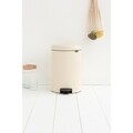 Cos de gunoi cu pedala, Brabantia, Icon Almond, 20 L, inox, crem