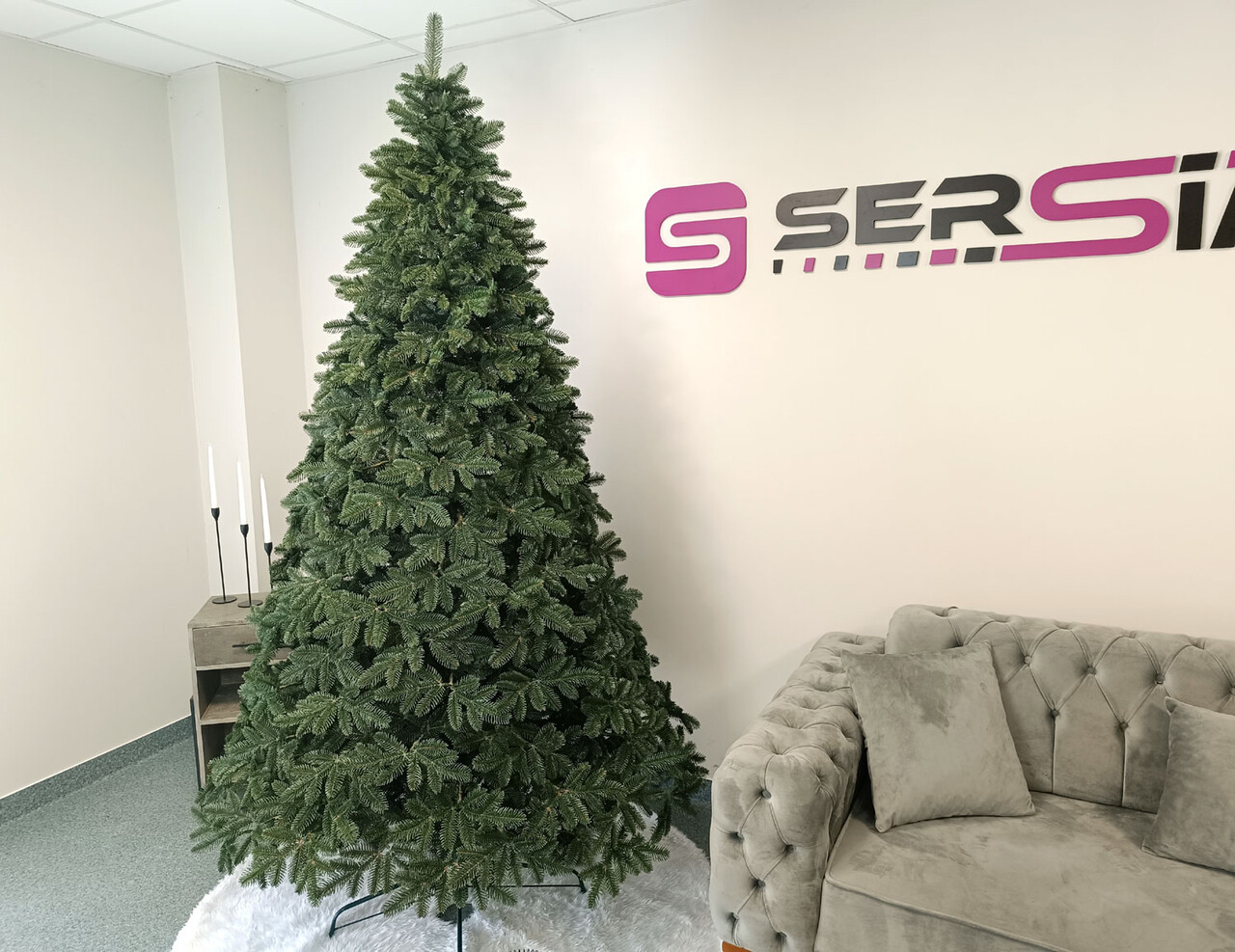 Brad artificial Christmas Deluxe by Sersimo, Canada verde, 3D, 230cm — imaginea 2