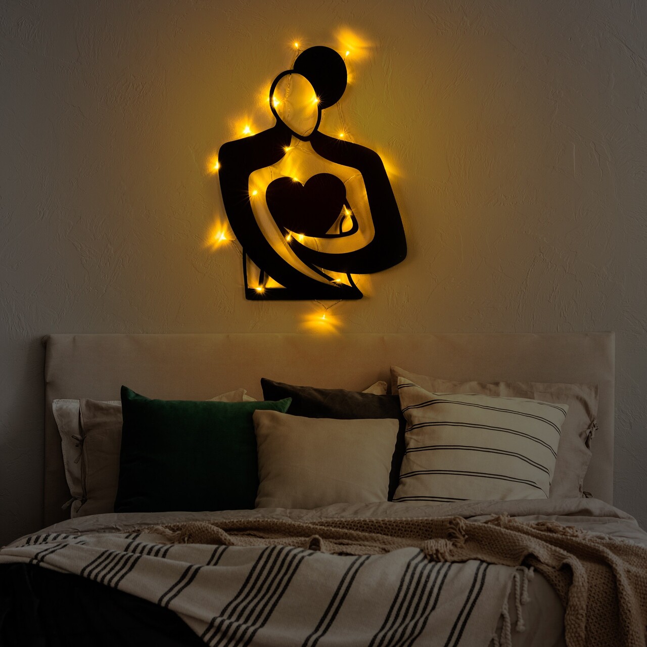 Decoratiune de perete, Hug 117, Dimensiune: 70 x 52 cm, Negru - view 3