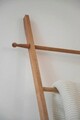 Suport prosoape de baie, Wenko, Ladder Norway, 43 x 4 x 170 cm, lemn de nuc, natur