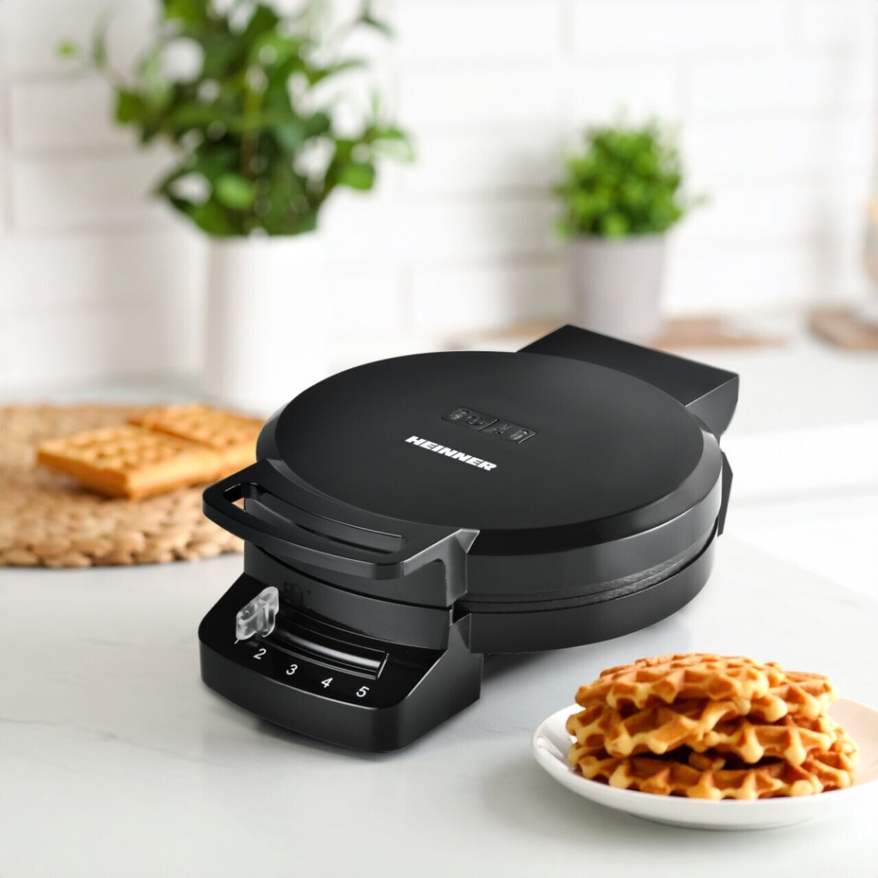 Aparat pentru gofre Heinner, 1200W, 16.2 cm, negru - view 2