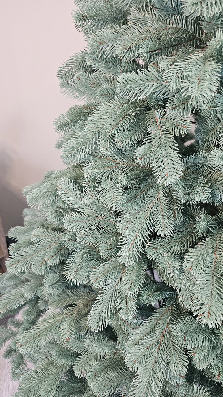 Brad artificial Christmas Deluxe by Sersimo, Kovalivska argintiu, 3D, 210cm — imaginea 4