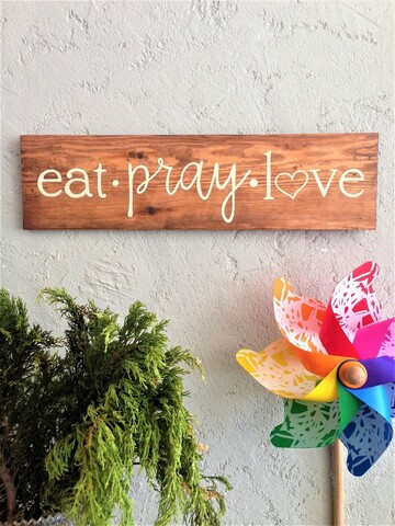Decoratiune de perete, eat pray love, 15x55x1.8 cm, lemn , nuc deschis