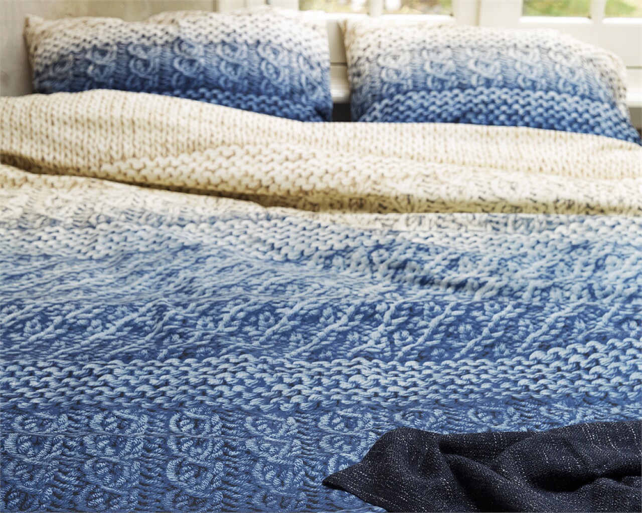 Lenjerie De Pat Dubla Indigo Knit Blue - Primavera Deluxe, Royal Textile, 3 Piese, 240 X 260 Cm, 100% Bumbac, Albastru/bej